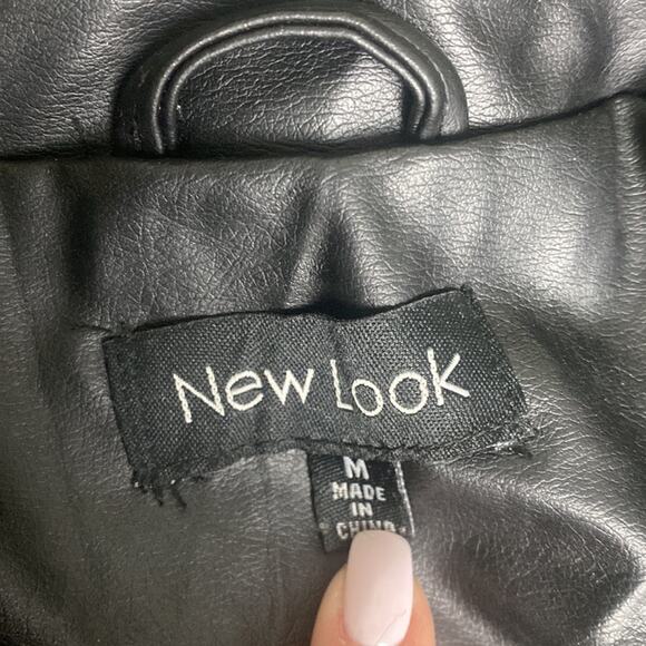 ASOS New Look Black Faux Leather Biker Jacket Full Zip Quilted Sz Medium - Picture 11 of 13